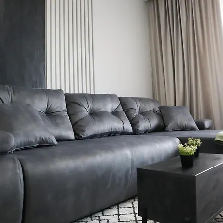 Karimi - Grand Kristal Bukarest