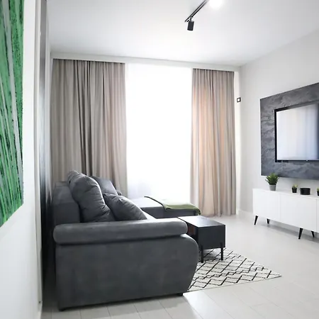 Karimi - Grand Kristal Apartament *