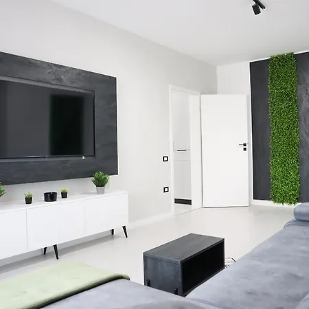 Apartment Karimi - Grand Kristal