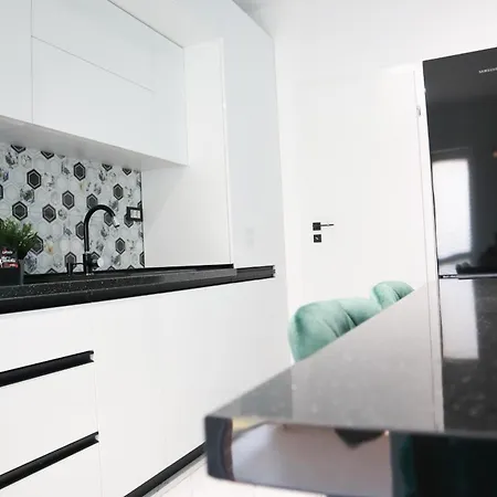 Karimi - Grand Kristal * Bucharest